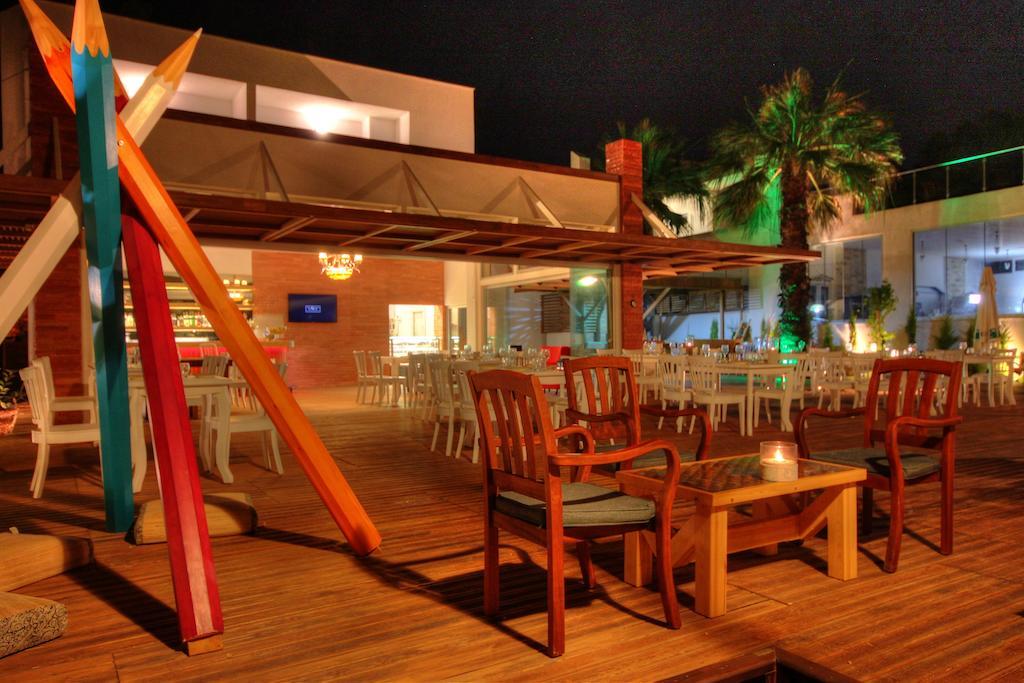 أورتاكنت Meggs Bodrum Beach Restaurant & Hotel المظهر الخارجي الصورة